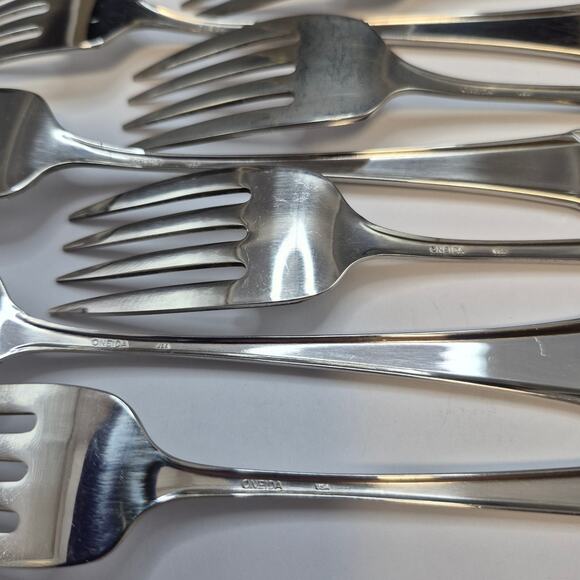 Oneida USA Lot of 7 Salad Forks SSS / Maestro - St.Leger Stainless Glossy - Picture 12 of 13